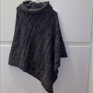 Barefoot Dreams Cozychic Poncho New
